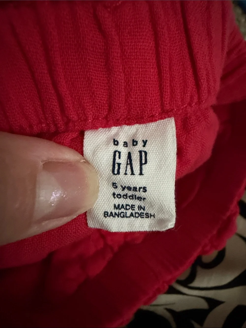GAP lightly used